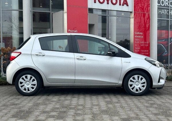 Toyota Yaris cena 54900 przebieg: 69510, rok produkcji 2018 z Poznań małe 79